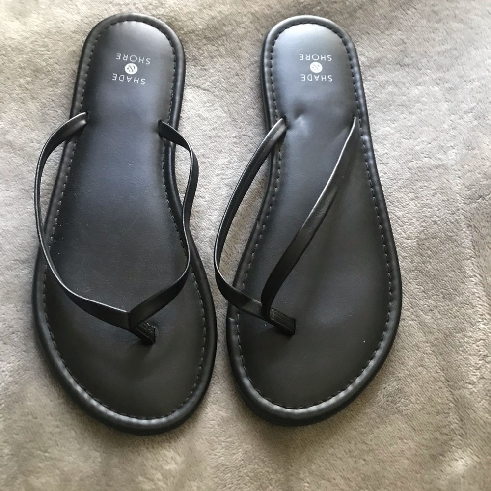 Black flip flops